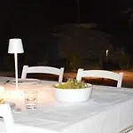 شقة Lu Rusciu Te Lu Mare مارودجو
