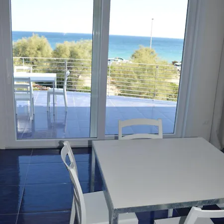 Lu Rusciu Te Lu Mare * Maruggio