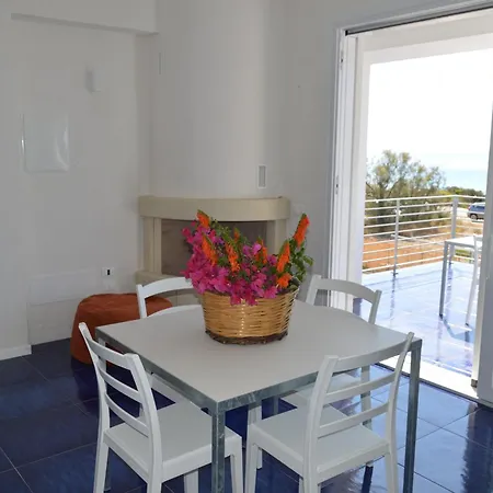 Lu Rusciu Te Lu Mare *