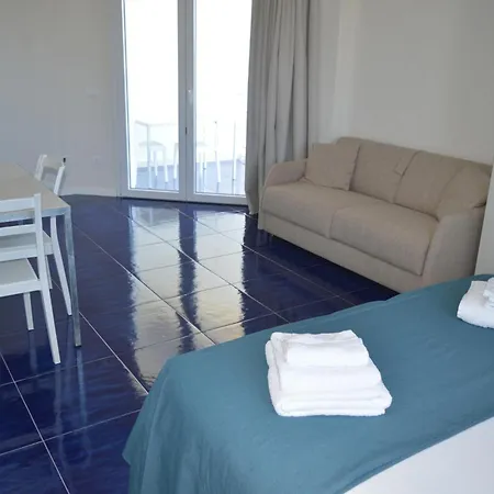 Lu Rusciu Te Lu Mare Maruggio